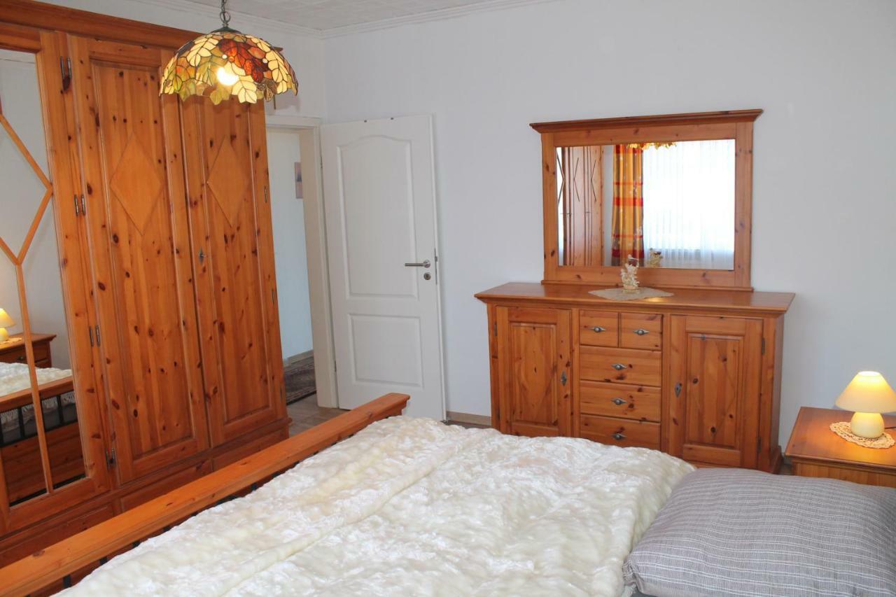 Ferienwohnung-Loga Leer Ngoại thất bức ảnh