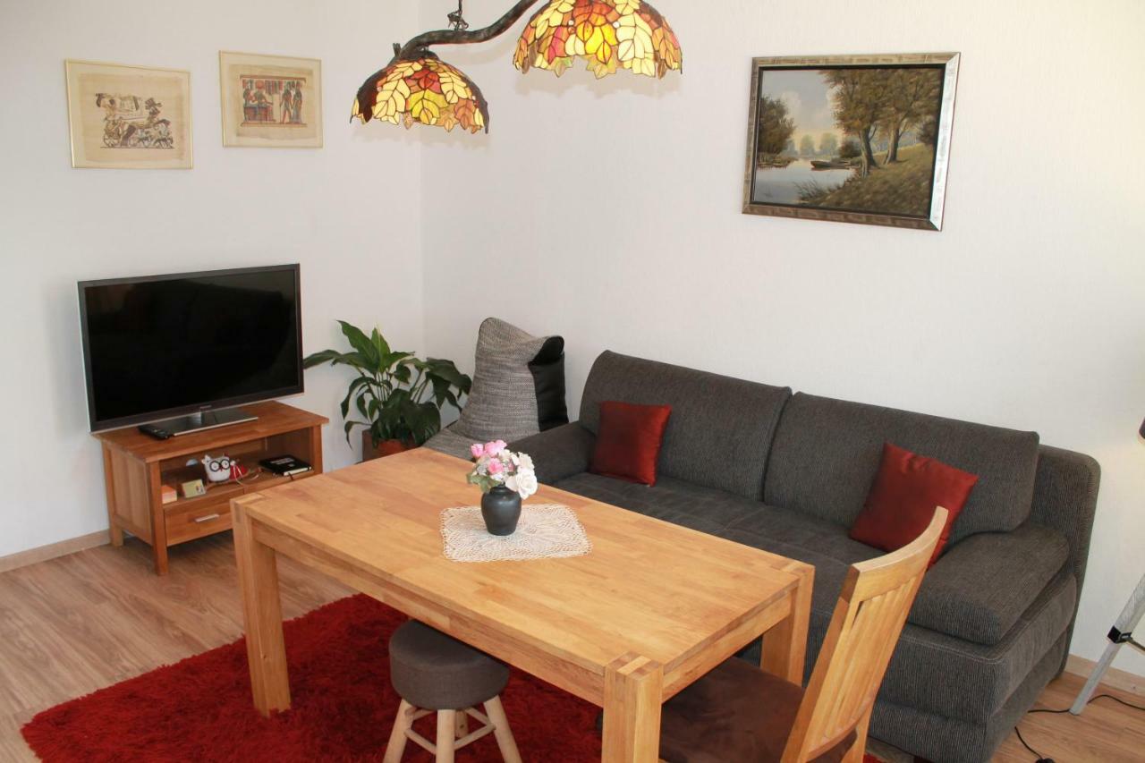 Ferienwohnung-Loga Leer Ngoại thất bức ảnh
